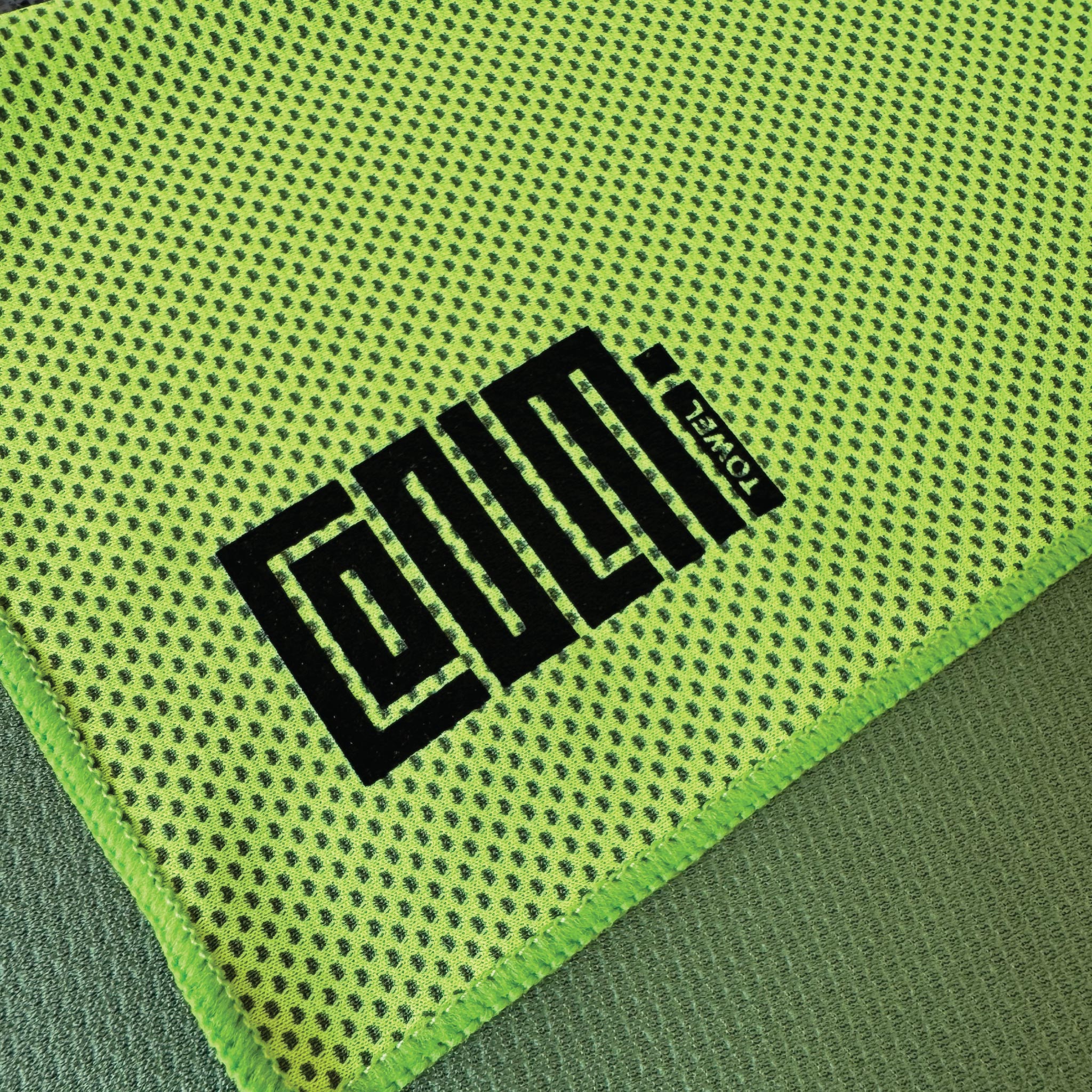 Care Cooling Towel - NEON (2 Pack)